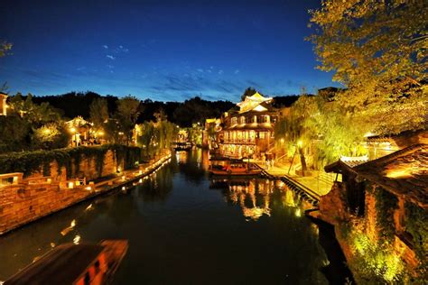 Beijing: Simatai Great Wall & Gubei Water Town Private Tour | GetYourGuide