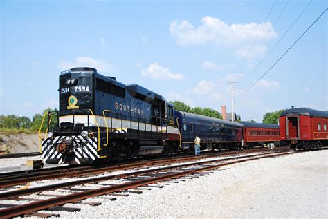 How to visit Tennessee Valley Railroad Museum - Trains