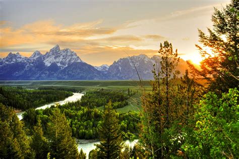 Experience the Mountains of the Famous Grand Teton National Park