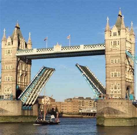 HORARIO DE APERTURA DEL PUENTE DE LA TORRE EN JULIO | Londres en ...