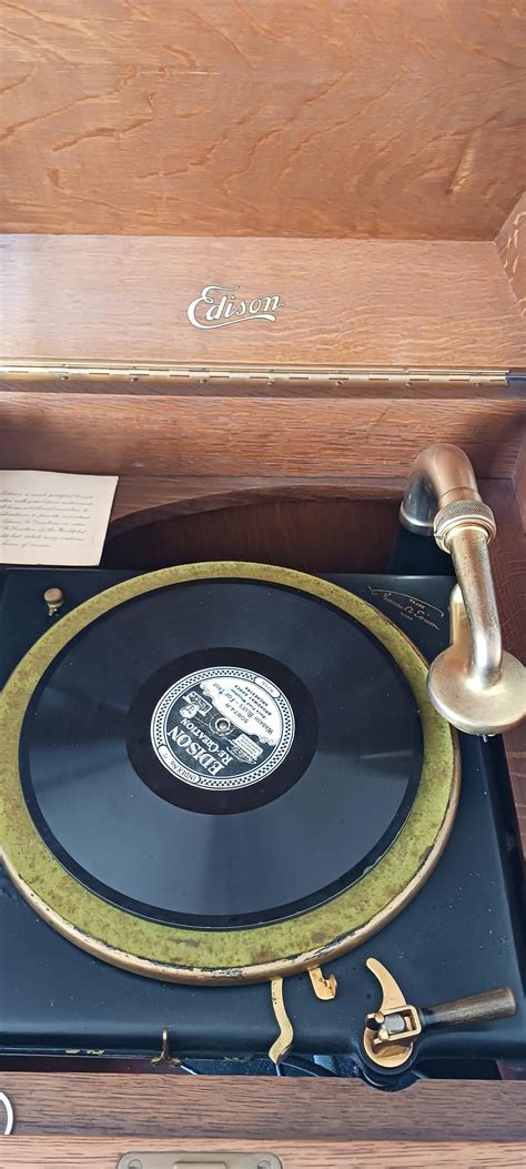 Edison Phonograph | InstAppraisal