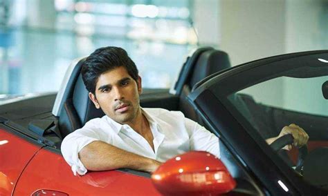 Allu Sirish Wiki, Biography, Age, Family, Movies List, Images - wikimylinks