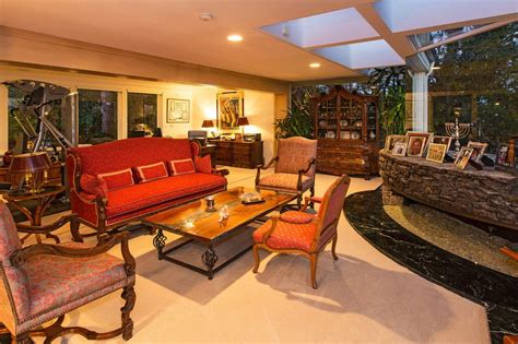 Elvis Presley’s Luxe Beverly Hills Mansion Now For Sale http://luxedb ...