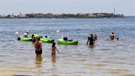 Pasco County Latest To Close Beaches Because Of Coronavirus | WUSF ...