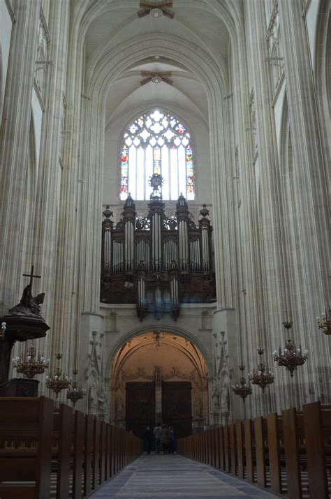 35 engaging photos of Nantes Cathedral, France | BOOMSbeat