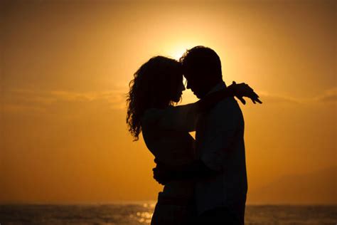 Top 60 Couple Silhouette Stock Photos, Pictures, and Images - iStock