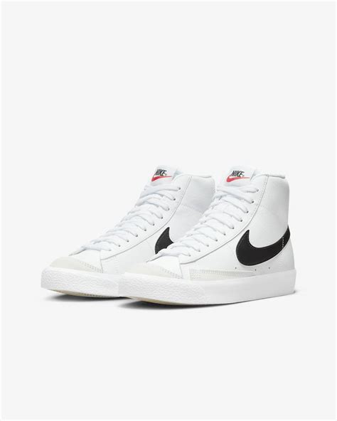 Nike Blazer Mid '77 Older Kids' Shoes. Nike CA