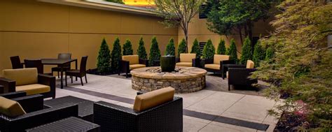 Buckhead Atlanta Hotels Near Lenox Mall - Courtyard Buckhead