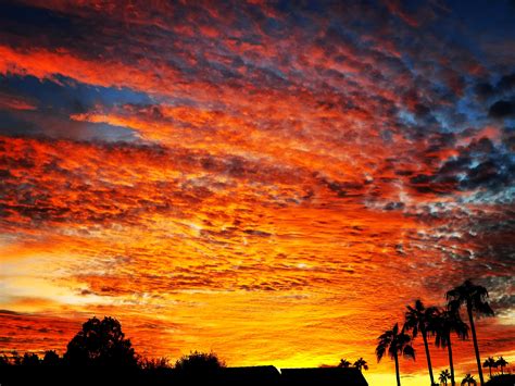 Sunset over South Mountain, Phoenix 10/30/2020 : r/arizona