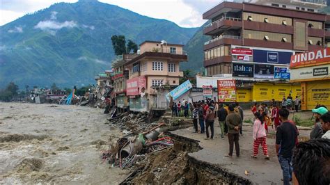 Ground Report: Torrential rains wash away people's homes in Himachal ...