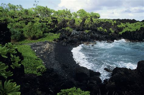 The Most Beautiful Secluded Beaches in Hawaii | USA Today