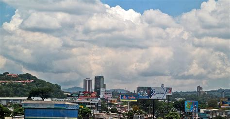 San Salvador skylines and views