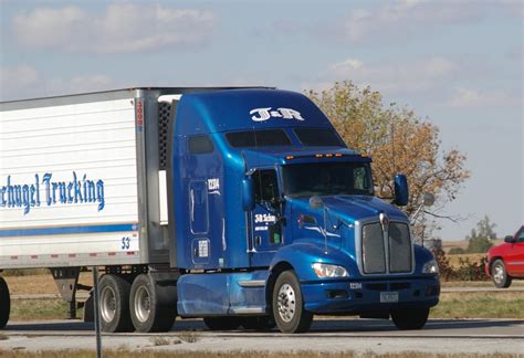 Top 10 Trucking Companies in Minnesota