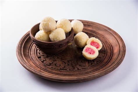 Premium Photo | Kheer kadam or raskadam is a popular bengali sweet or mithai especially prepared ...