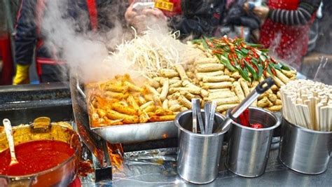 Iconic Street Foods From All Over the World for Under $5 | Food World News