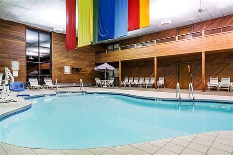 DAYS INN & SUITES BY WYNDHAM WAUSAU - Updated 2024 Prices & Hotel Reviews (WI)