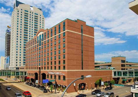 DoubleTree by Hilton Hotel Rochester - Mayo Clinic Area, Rochester: Room Prices & Reviews ...