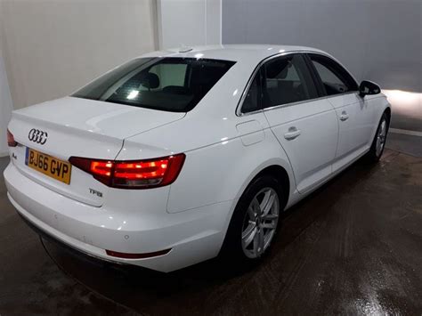 Used 2016 WHITE AUDI A4 Saloon 2.0 TFSI SPORT 4d AUTO 188 BHP for sale ...