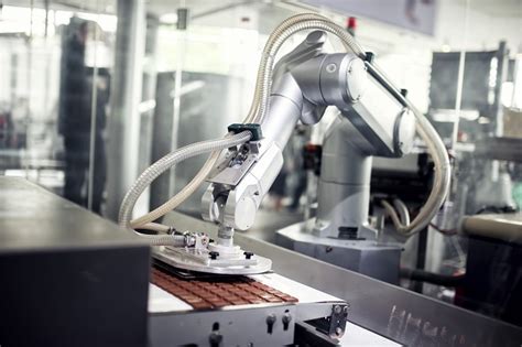 Advantages of Robotics in manufacturing | Robotics food production