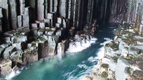 Fingal’s Cave, A Unique Caves with Mysterious Voice - Traveldigg.com