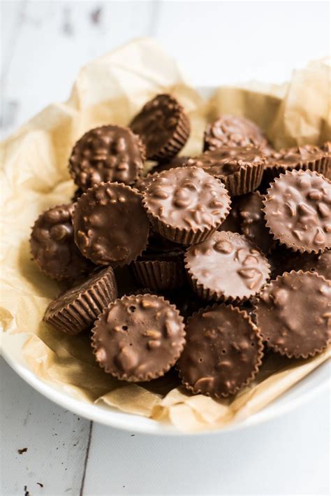 3-Ingredient Chocolate Hazelnut Candy Recipe - Cooking and Beer | Recipe | Holiday dessert ...