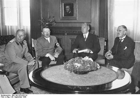 Image - Munich Conference 29.9.1938 - Hitler with Mussolini and ...