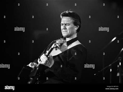 John Mclaughlin Guitarist Black and White Stock Photos & Images - Alamy