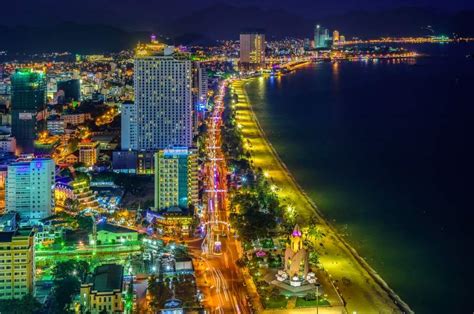 The nightlife entertainment in Nha Trang - VN Peace