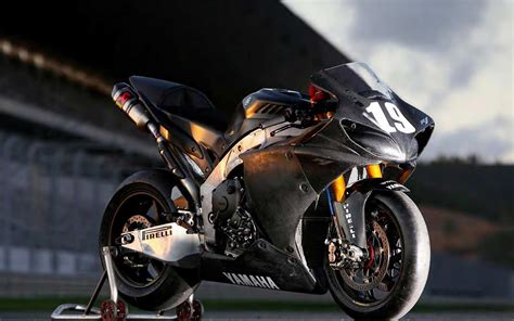 Yamaha R1 Wallpapers - Wallpaper Cave