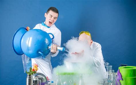 Liquid nitrogen experiments - science experiments