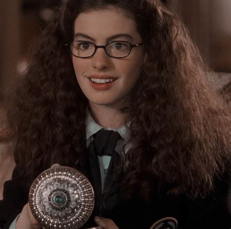 Mia Thermopolis icon | Princess diaries, Disney plus, Disney films