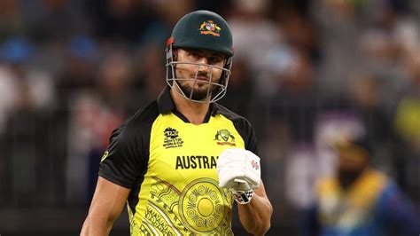 T20 World Cup: Marcus Stoinis powers Aussies home with record knock in ...