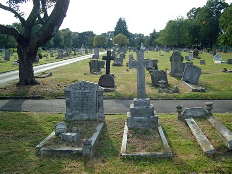 Romford Cemetery - In Memory Of Life Funerals