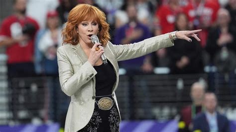 Super Bowl 2024: Reba McEntire national anthem length controversy, Post ...