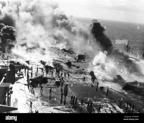 USS Enterprise (CVAN-65) 1969 fire crew fire fighting Stock Photo - Alamy