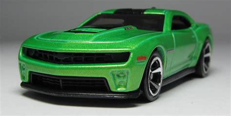 First Look: Hot Wheels ’12 Camaro ZL1 in green… – LamleyGroup