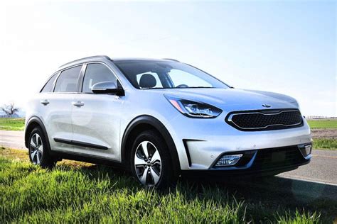 Review: 2018 Kia Niro Hybrid Gets Great Mileage, And A Few Raspberries