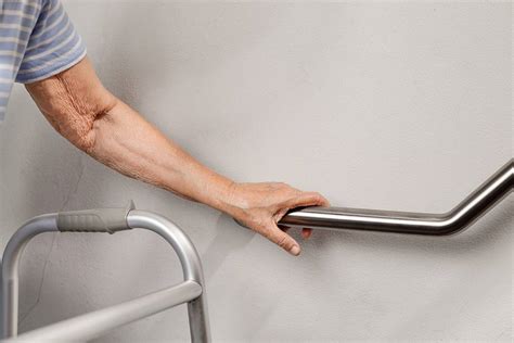 Best Bed Grab Bar | SeniorsMobility