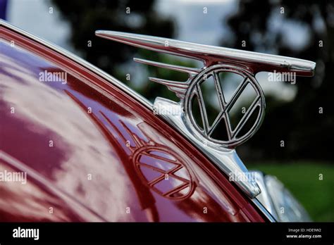 Volkswagen symbol hi-res stock photography and images - Alamy