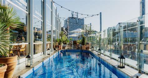 Top 10 Hotels With Swimming Pool London - LuxuryHotelReview