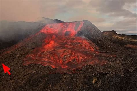 Narrow Escape from Burning Lava: Video - Iceland Monitor