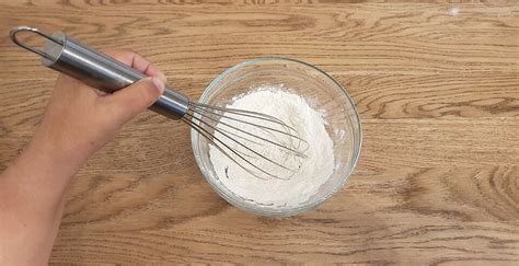 Should I Sift Flour? – The Bread Guide: The ultimate source for home ...