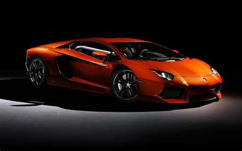 Lamborghini Aventador Windows 10 Theme - themepack.me