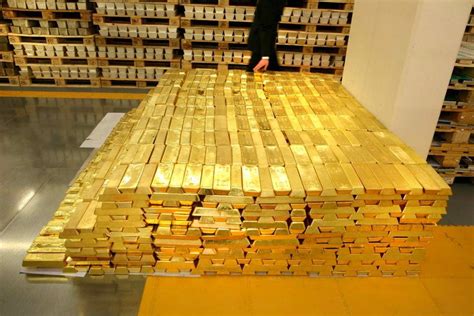 Thousands of tons of gold in the vaults of Russia - is this for war?