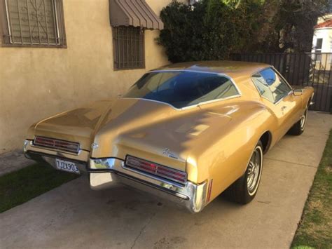 1971 Buick Boat tail Riviera