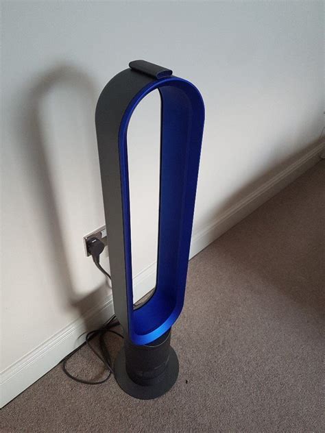 Dyson AM07 tower fan and Remote Control | in Thirsk, North Yorkshire | Gumtree