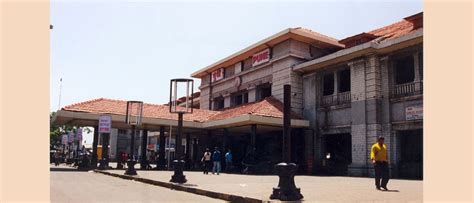 Pune railway station bags ‘Swachh Award’