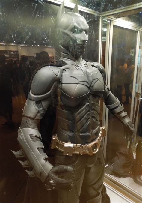 Hollywood Movie Costumes and Props: Christian Bale's Batman suit from The Dark Knight Rises ...