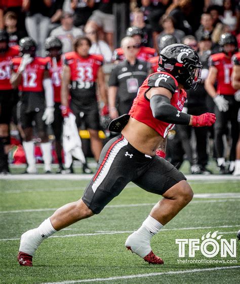 Bearcats LB Ivan Pace, Jr. named AAC Defensive Player of the Week – The Front Office News