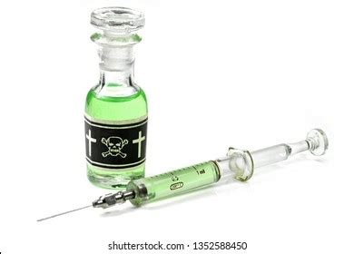 7,030 Poison syringe Images, Stock Photos & Vectors | Shutterstock